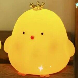 NEW Cute Chick Duck w/Crown Night Light! So Adorable Soft Warm Light